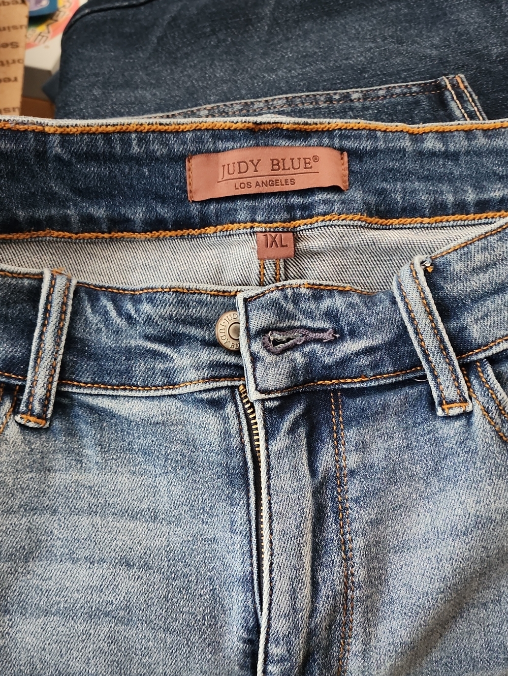 Judy Blue Medium Wash Denim Shorts - Blue with Tan Stitching. NWOT